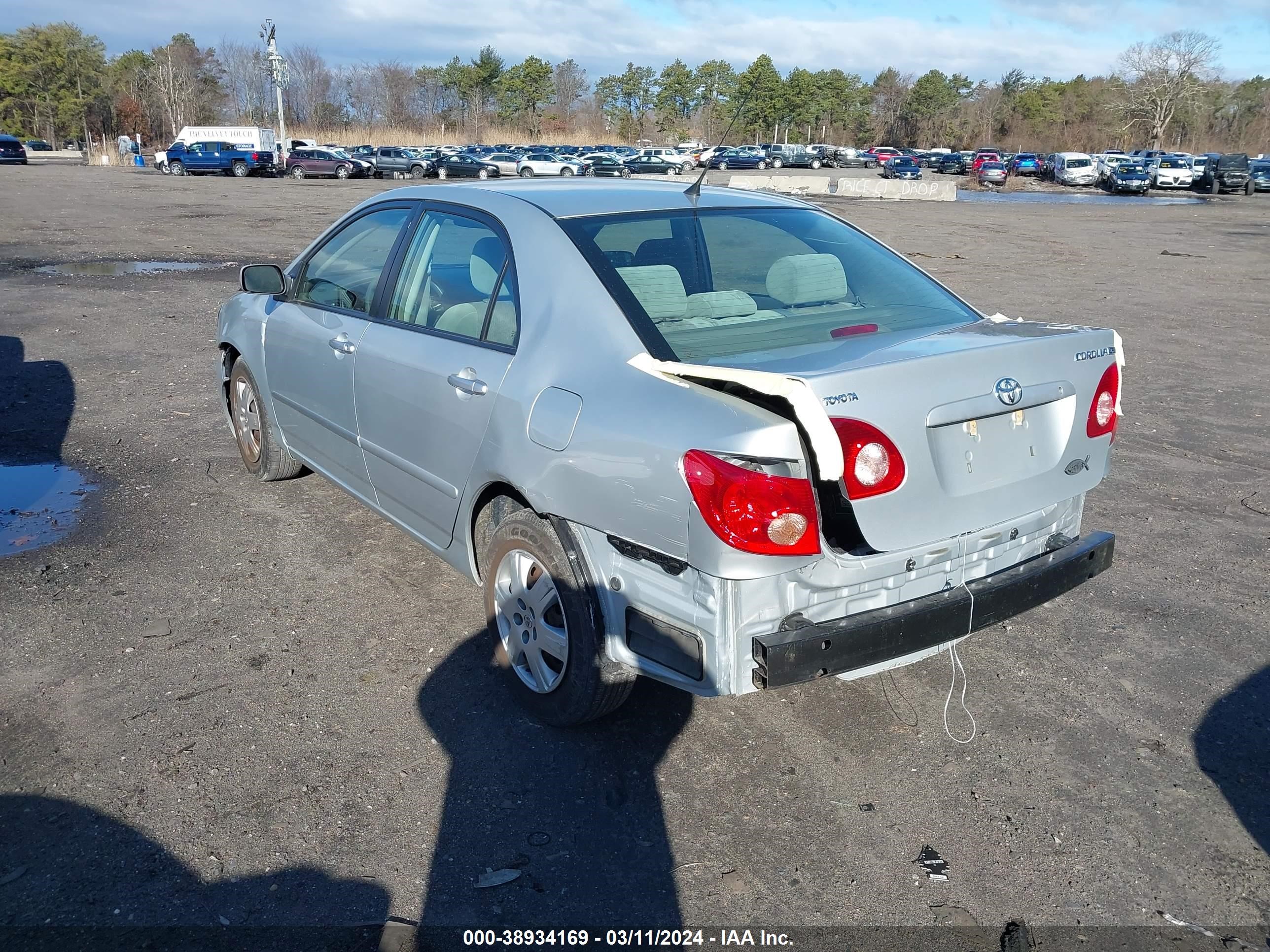 Photo 2 VIN: 2T1BR30EX7C815611 - TOYOTA COROLLA 