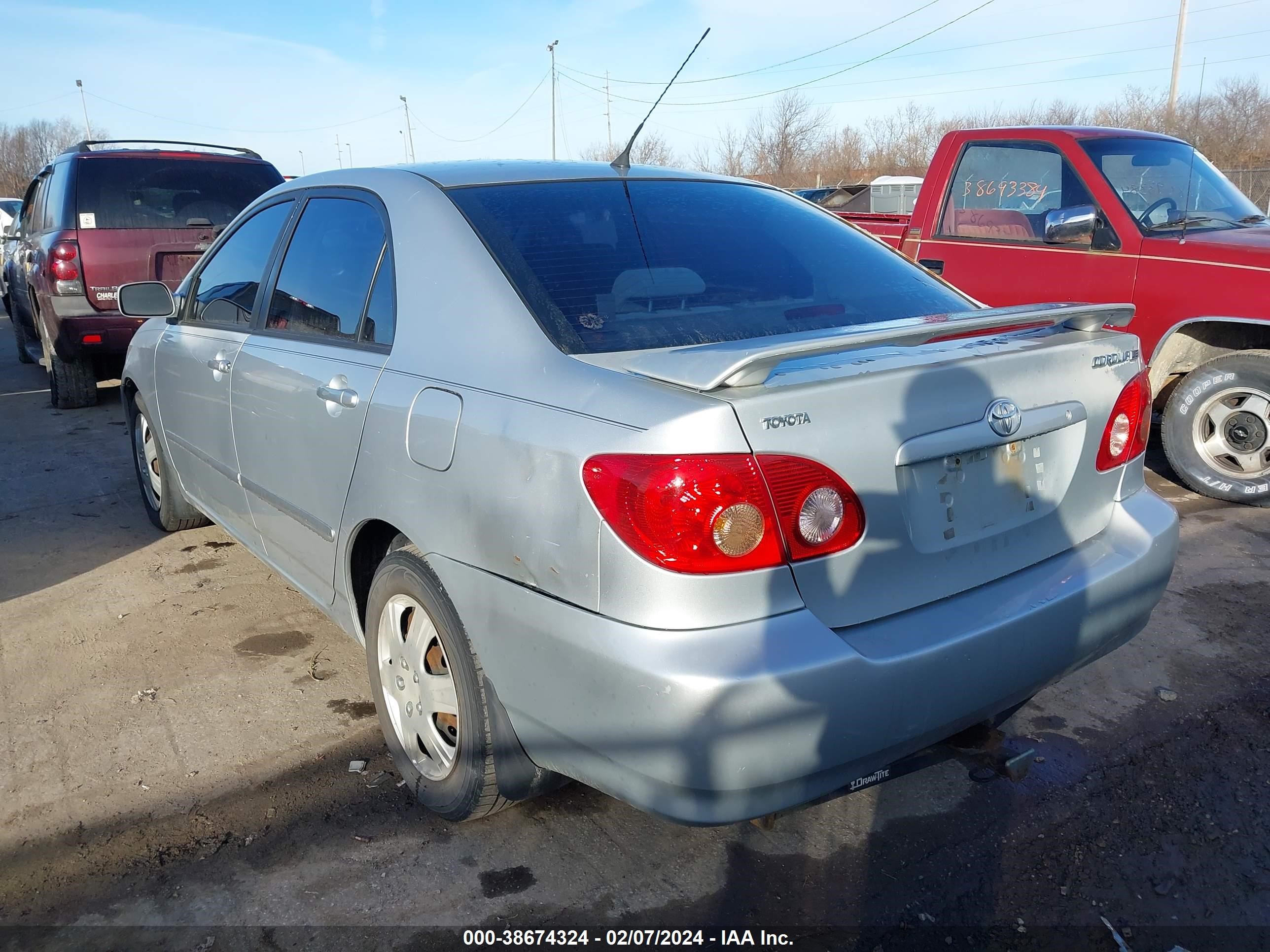 Photo 2 VIN: 2T1BR32E58C876380 - TOYOTA COROLLA 