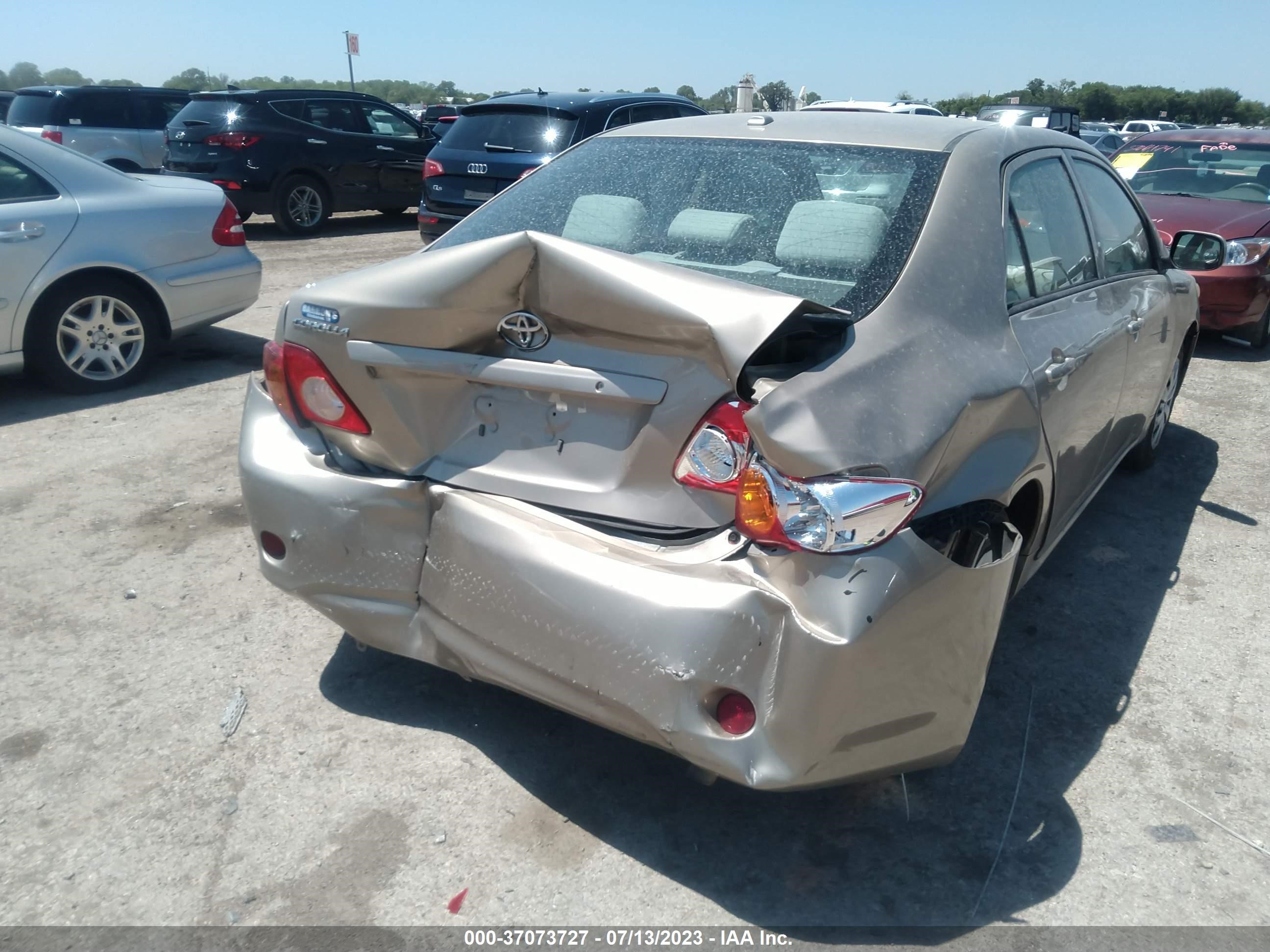 Photo 5 VIN: 2T1BU40E09C106872 - TOYOTA COROLLA 