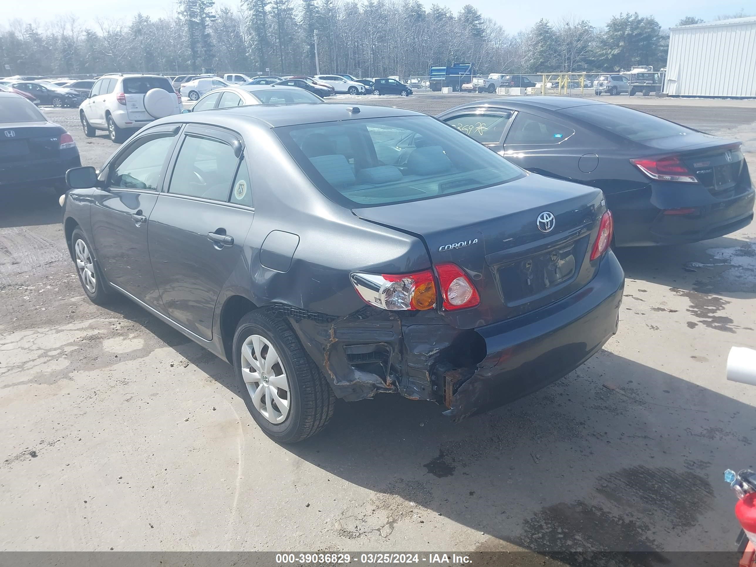 Photo 2 VIN: 2T1BU40E09C130038 - TOYOTA COROLLA 