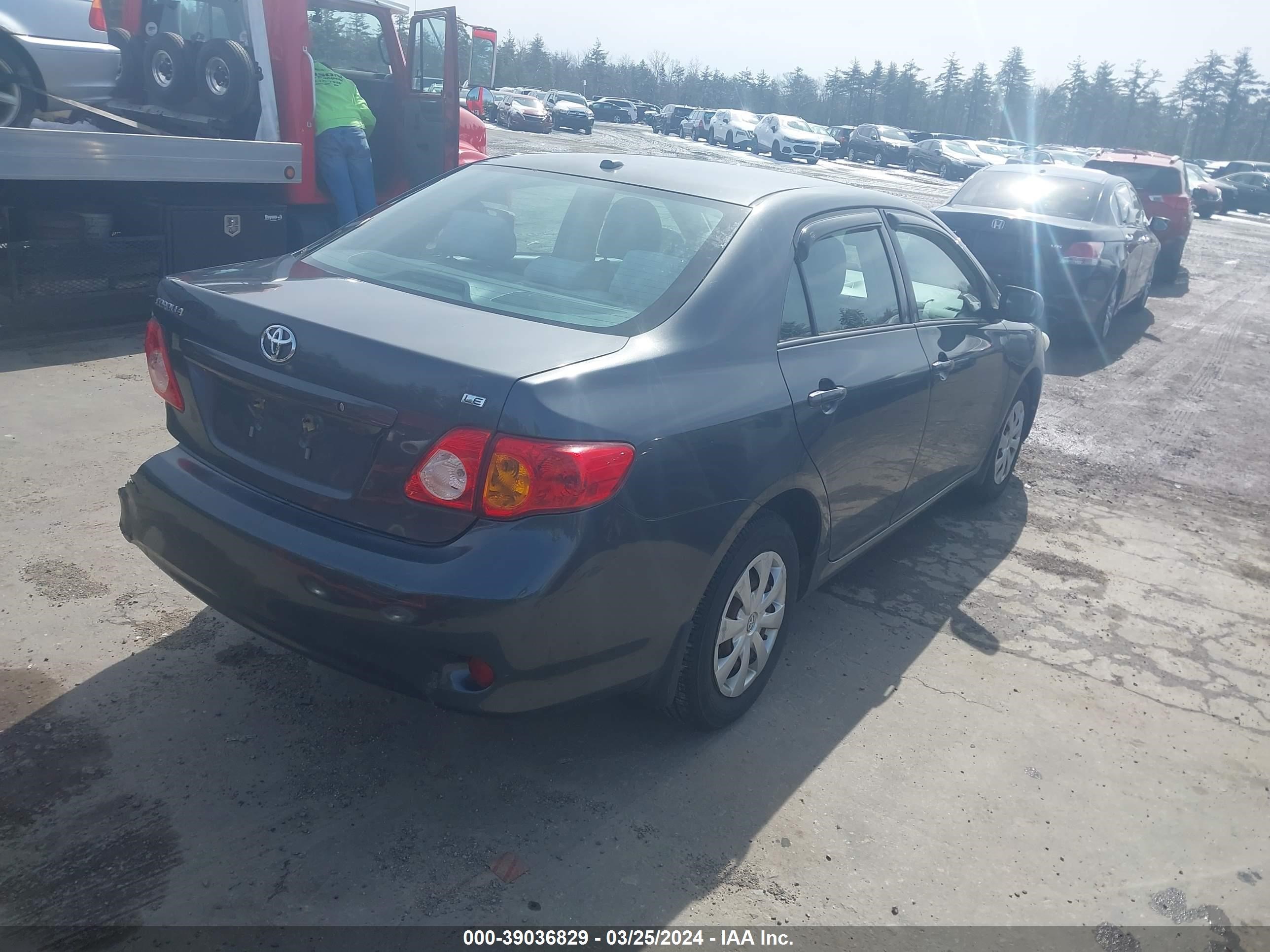 Photo 3 VIN: 2T1BU40E09C130038 - TOYOTA COROLLA 