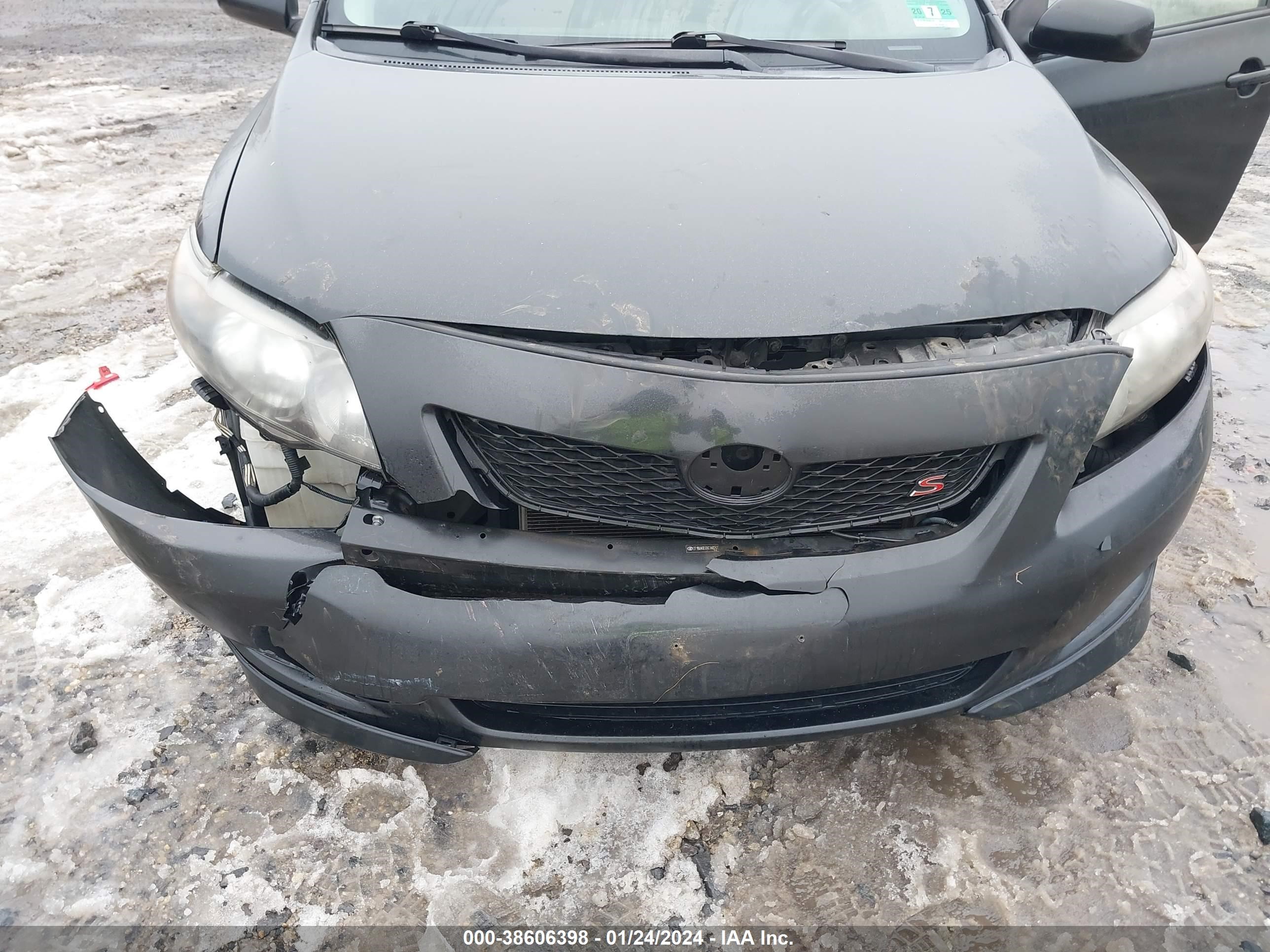 Photo 5 VIN: 2T1BU40E09C148247 - TOYOTA COROLLA 