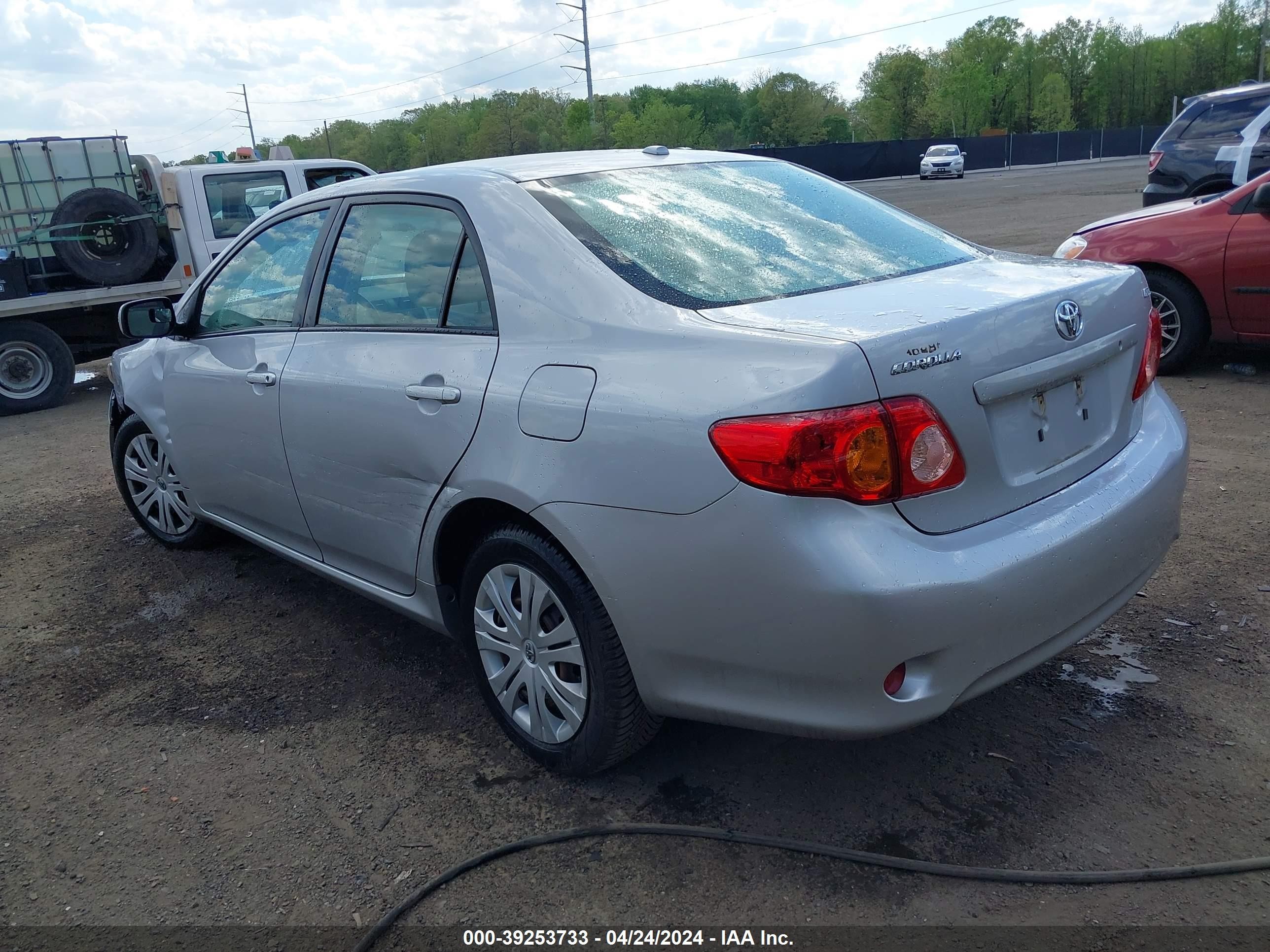 Photo 2 VIN: 2T1BU40E29C006305 - TOYOTA COROLLA 