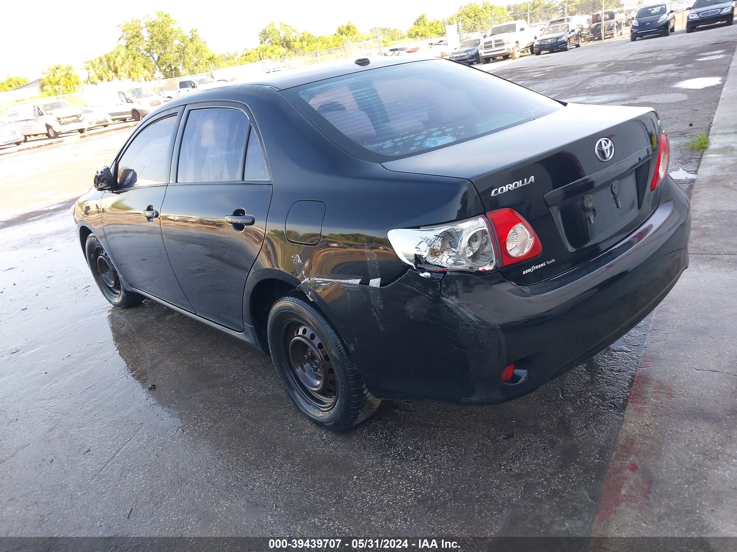 Photo 2 VIN: 2T1BU40E29C104668 - TOYOTA COROLLA 