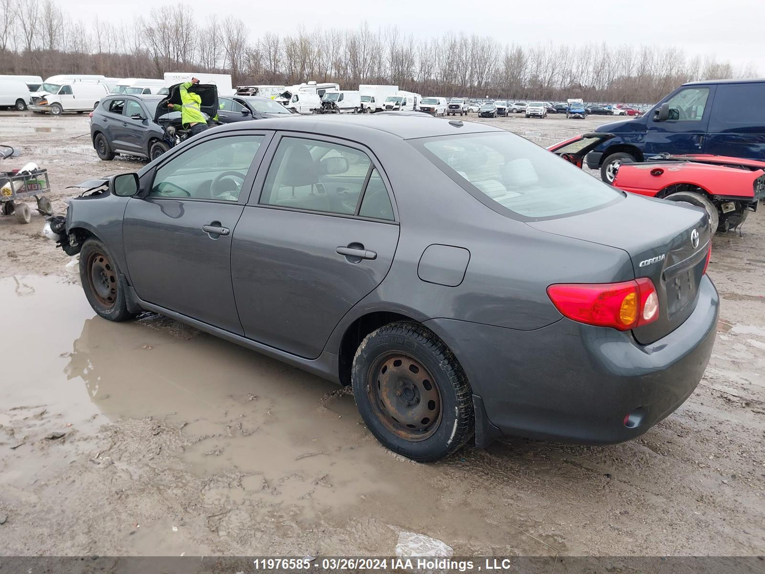 Photo 2 VIN: 2T1BU40E29C134320 - TOYOTA COROLLA 