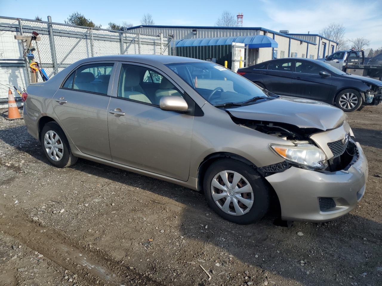 Photo 3 VIN: 2T1BU40E29C140182 - TOYOTA COROLLA 