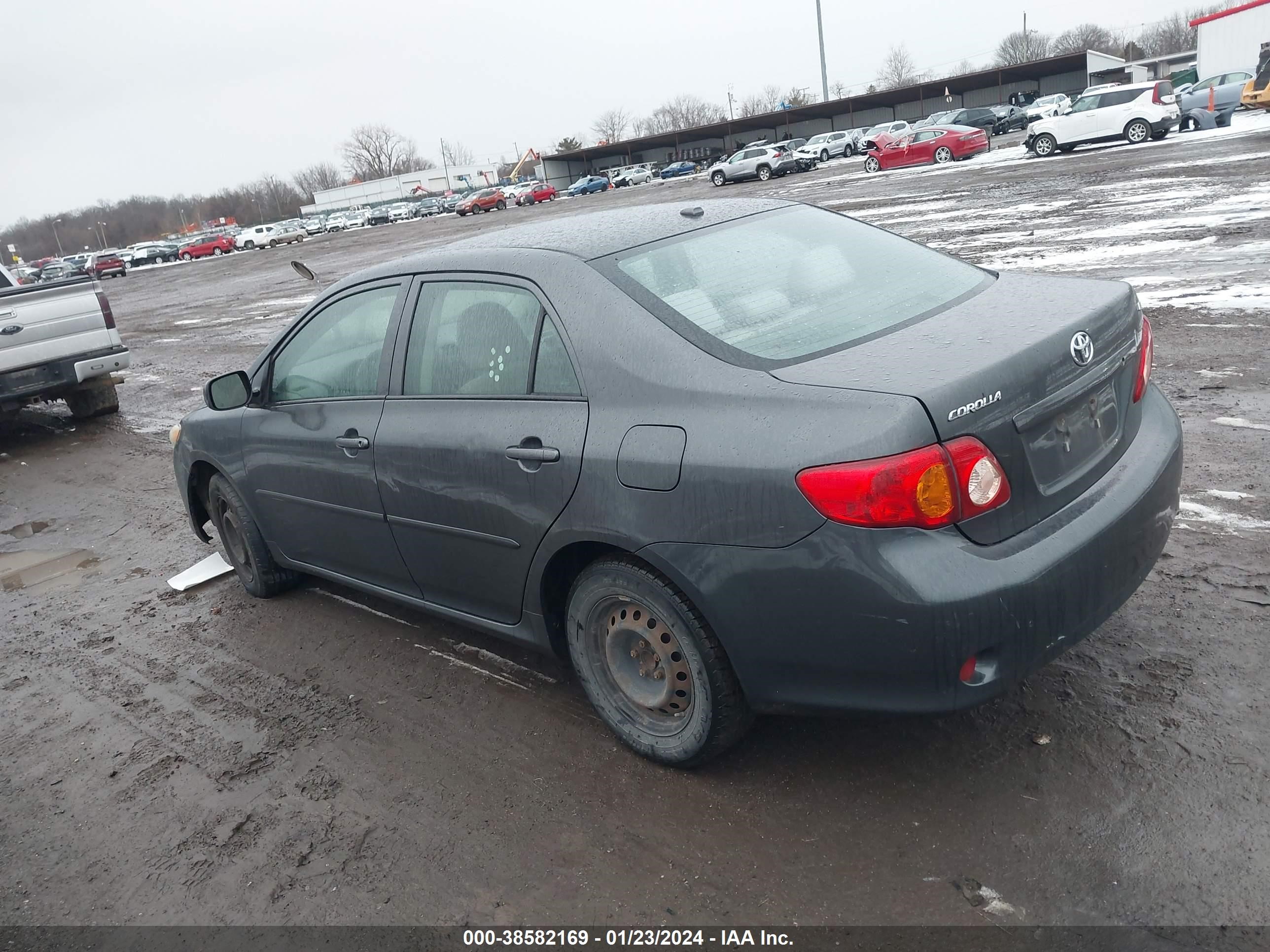 Photo 2 VIN: 2T1BU40E39C126596 - TOYOTA COROLLA 