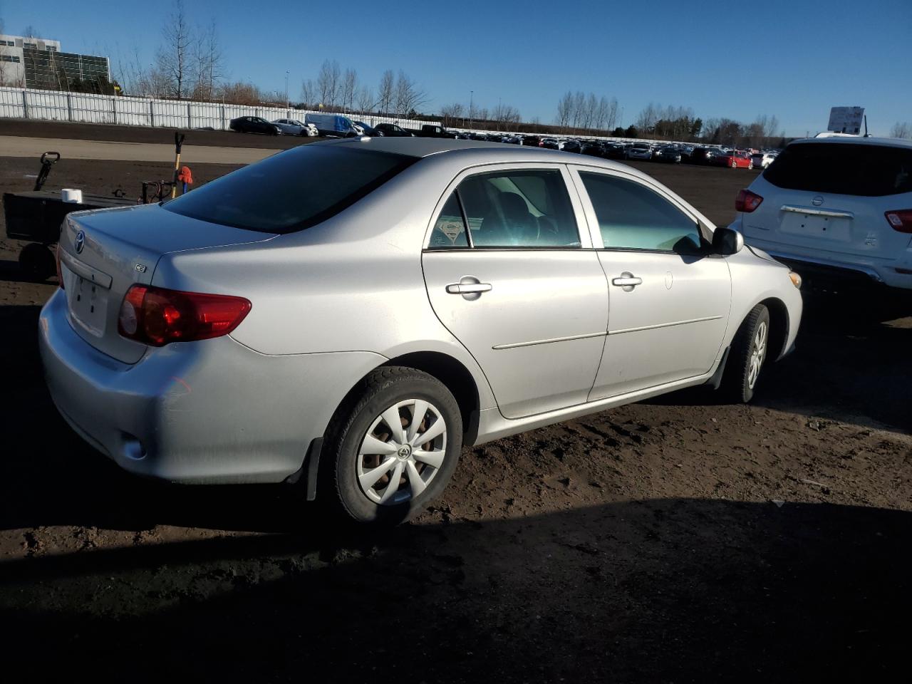 Photo 2 VIN: 2T1BU40E39C174244 - TOYOTA COROLLA 