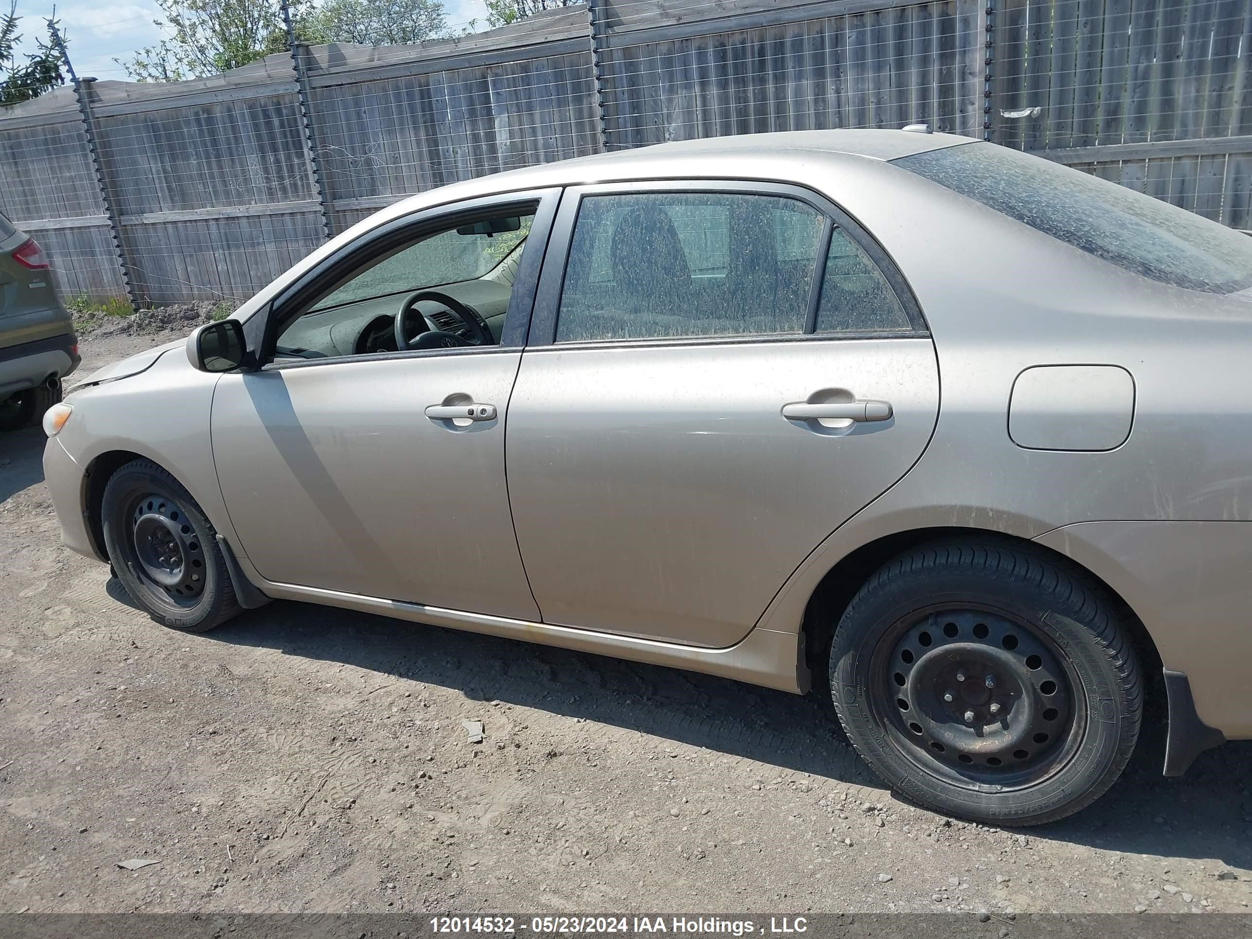 Photo 13 VIN: 2T1BU40E99C020881 - TOYOTA COROLLA 