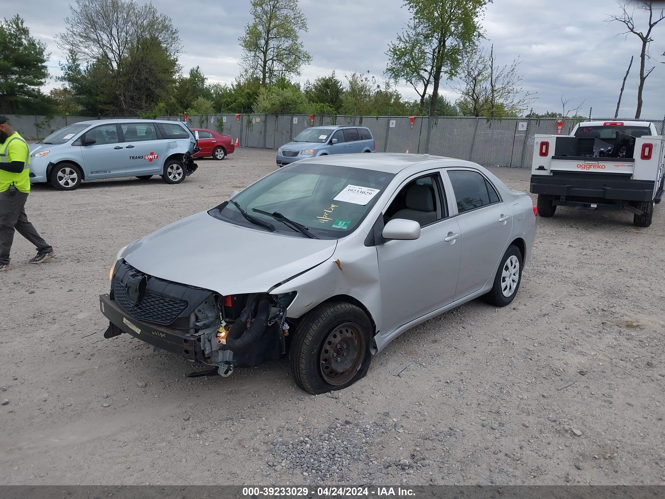 Photo 1 VIN: 2T1BU40E99C183174 - TOYOTA COROLLA 