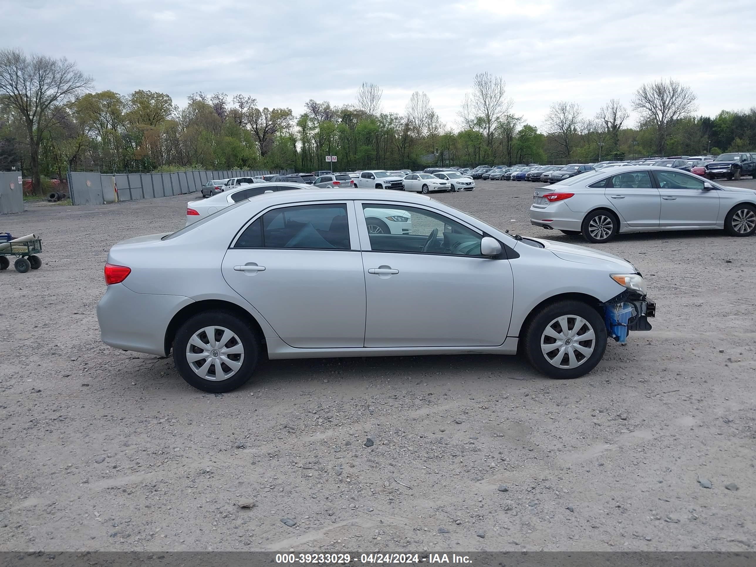 Photo 12 VIN: 2T1BU40E99C183174 - TOYOTA COROLLA 