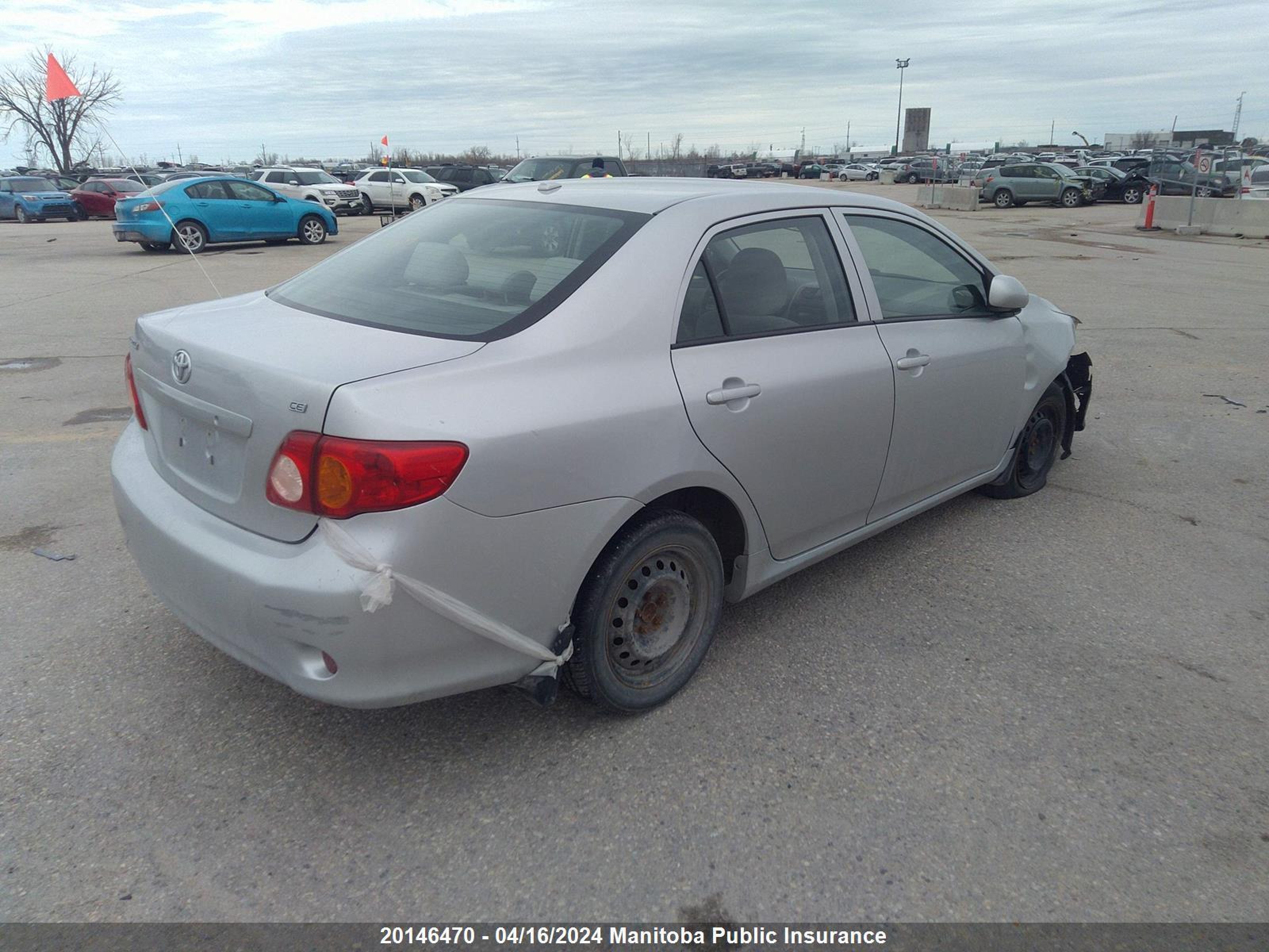 Photo 3 VIN: 2T1BU40EX9C038290 - TOYOTA COROLLA 