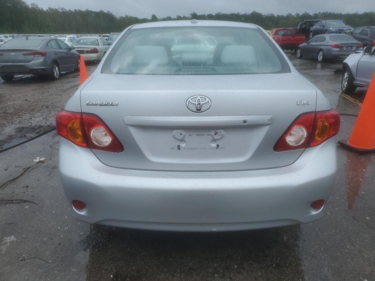 Photo 5 VIN: 2T1BU40EX9C069037 - TOYOTA COROLLA 