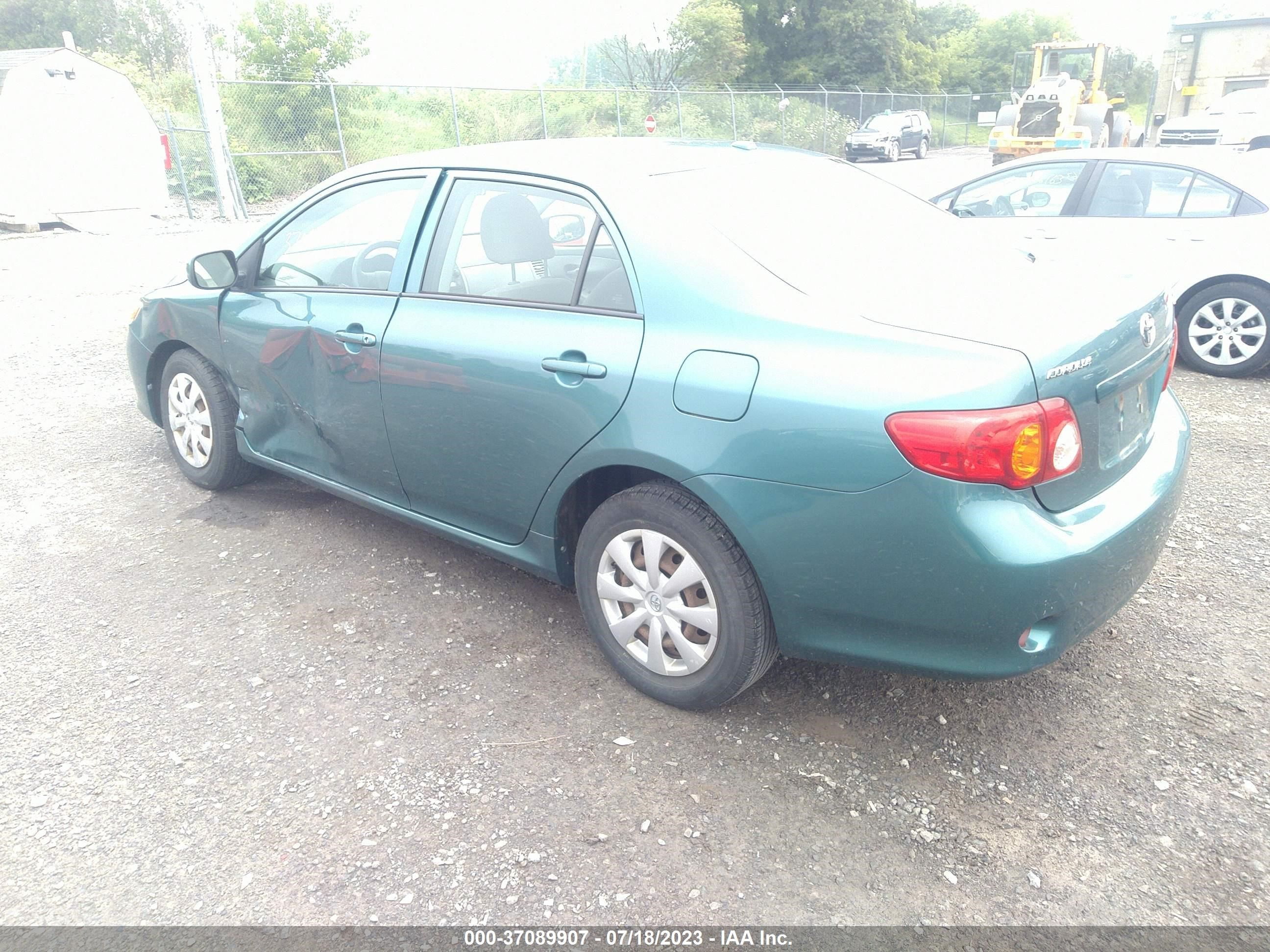 Photo 2 VIN: 2T1BU40EX9C092138 - TOYOTA COROLLA 