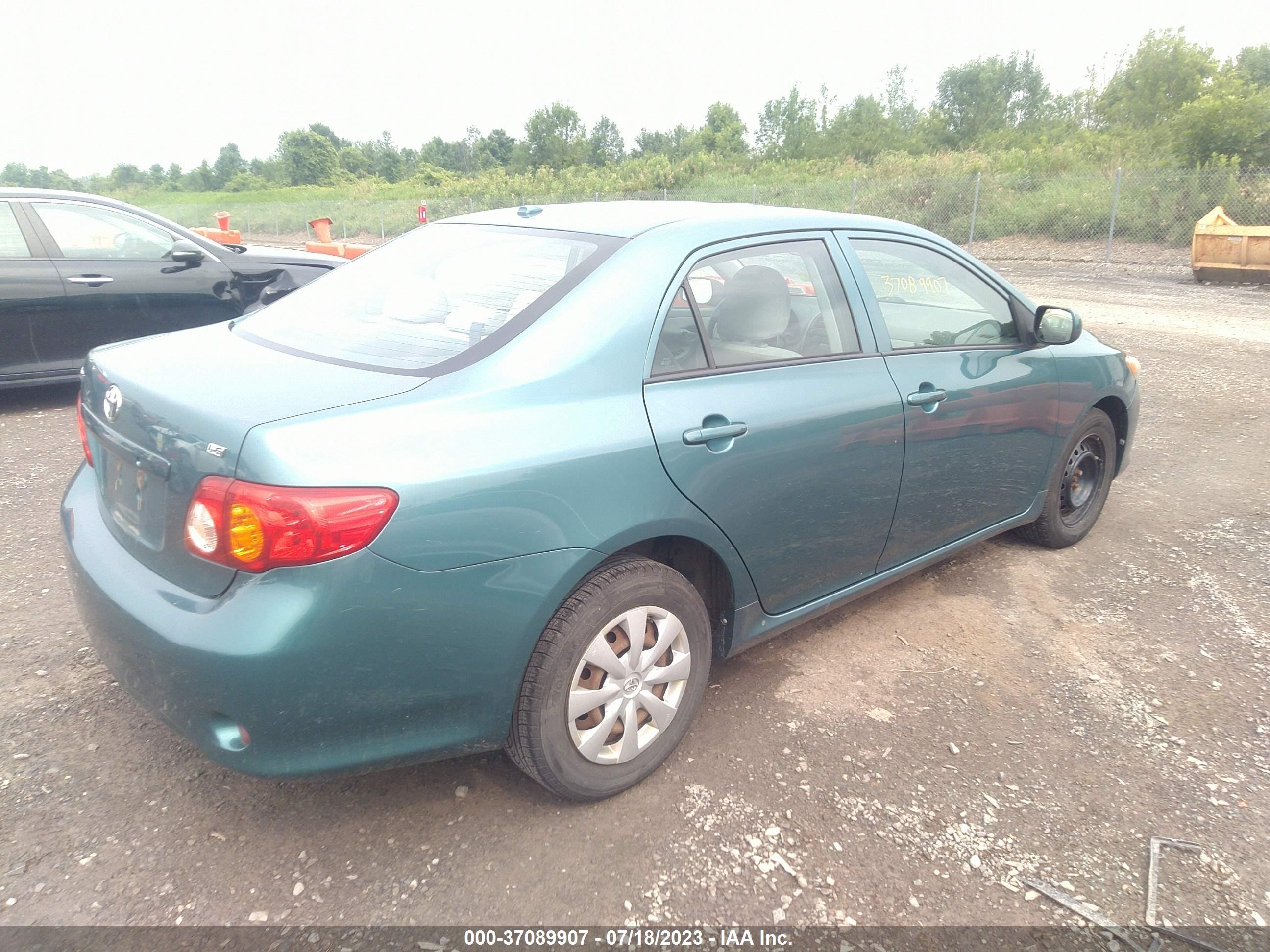 Photo 3 VIN: 2T1BU40EX9C092138 - TOYOTA COROLLA 