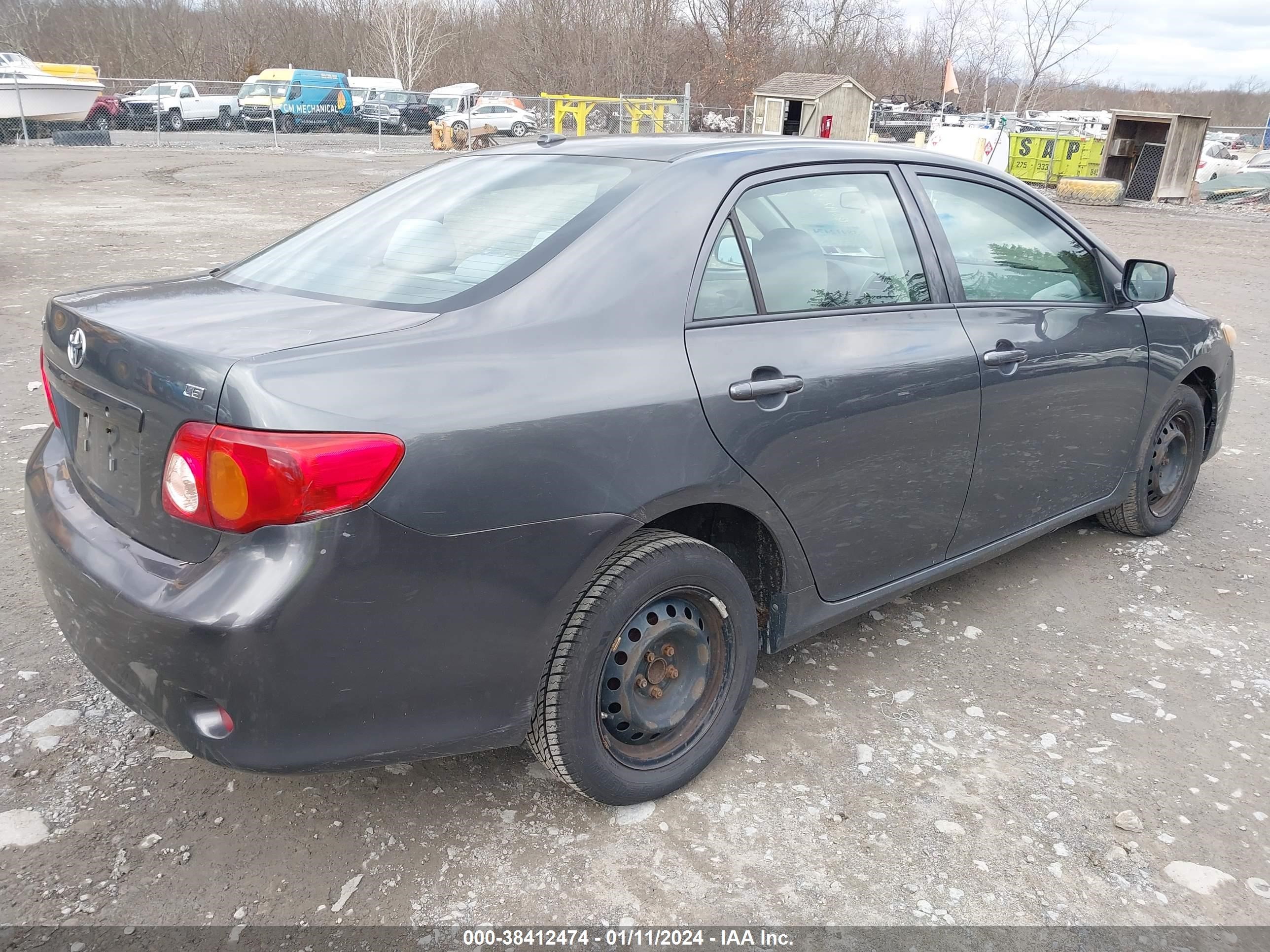 Photo 3 VIN: 2T1BU4EE0AC285654 - TOYOTA COROLLA 