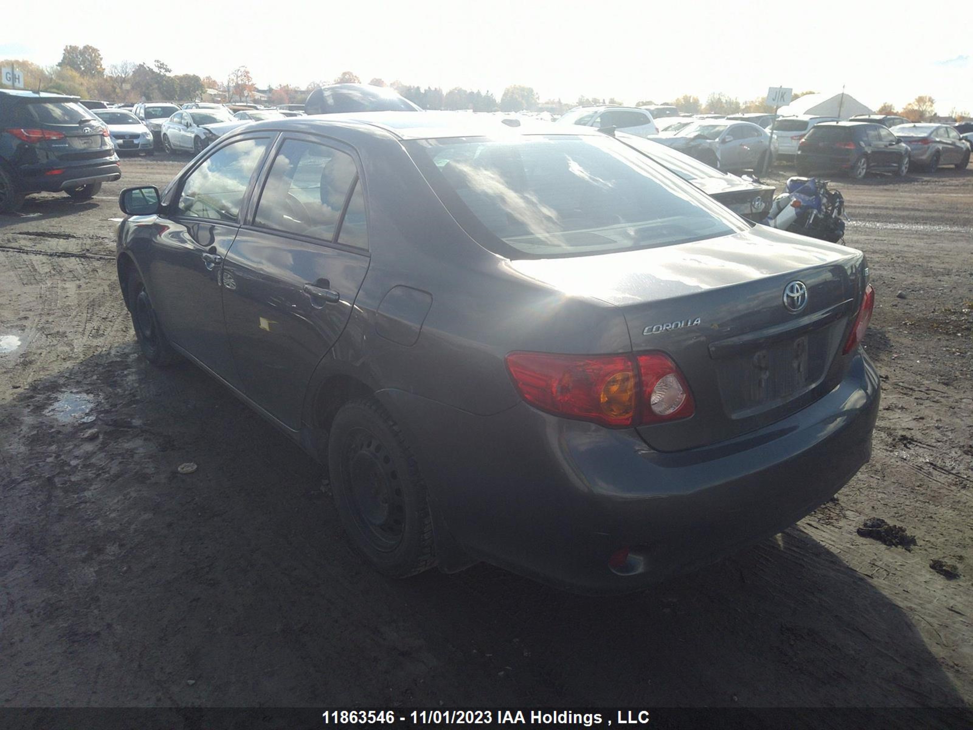 Photo 2 VIN: 2T1BU4EE0AC401807 - TOYOTA COROLLA 