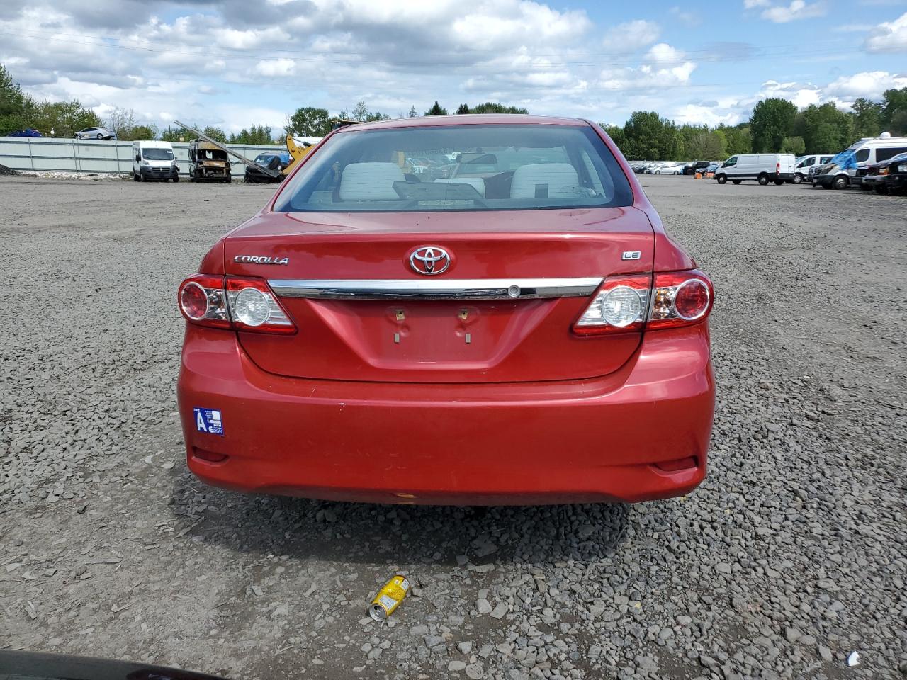 Photo 5 VIN: 2T1BU4EE0BC557492 - TOYOTA COROLLA 