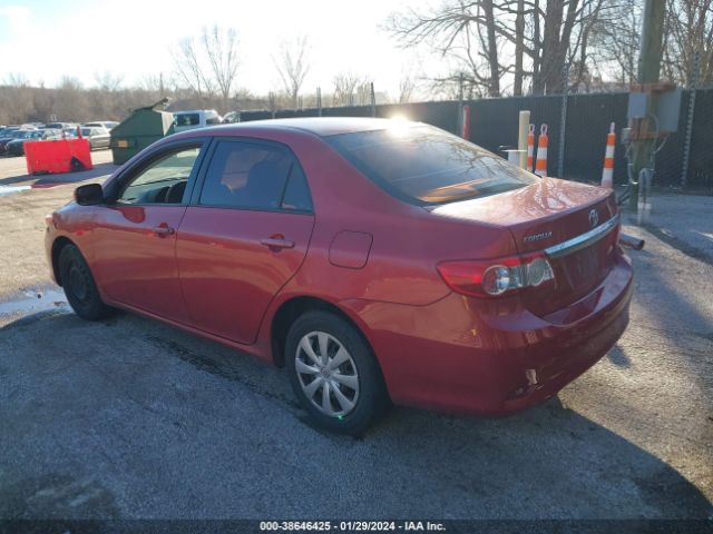 Photo 2 VIN: 2T1BU4EE0BC613978 - TOYOTA COROLLA 