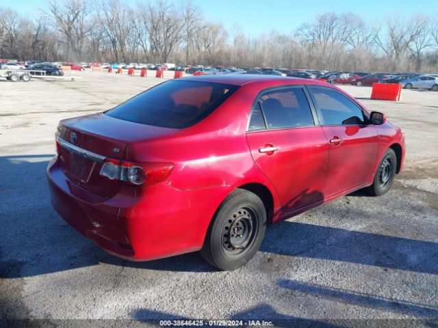 Photo 3 VIN: 2T1BU4EE0BC613978 - TOYOTA COROLLA 