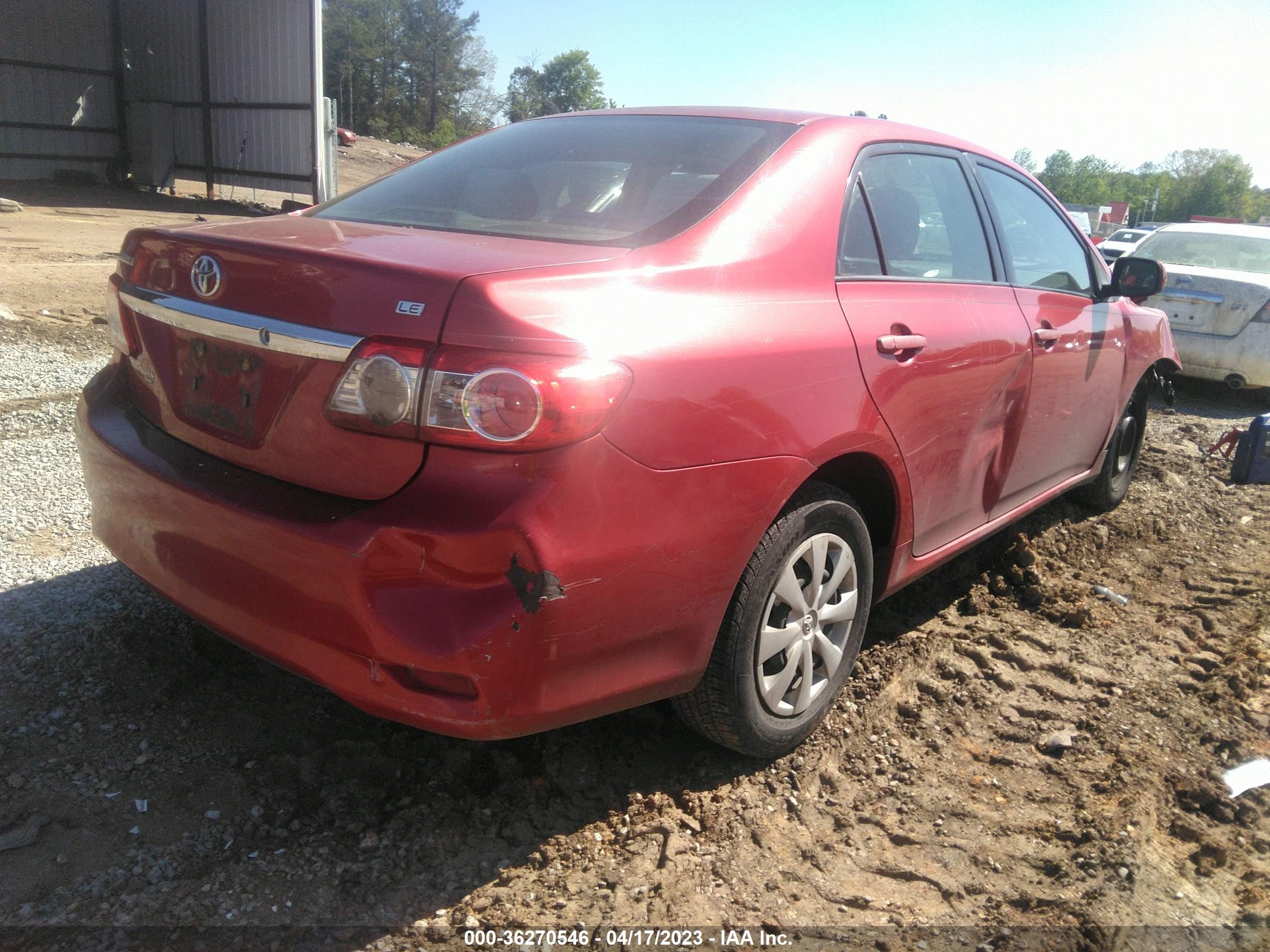 Photo 3 VIN: 2T1BU4EE0BC646334 - TOYOTA COROLLA 