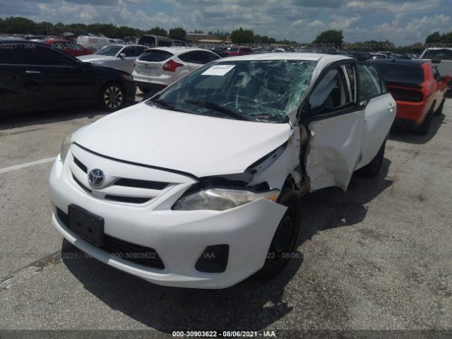 Photo 5 VIN: 2T1BU4EE0BC647872 - TOYOTA COROLLA 