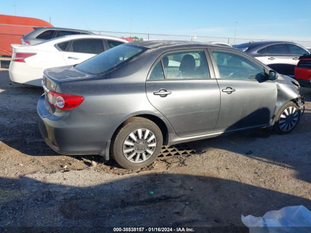 Photo 3 VIN: 2T1BU4EE0BC661027 - TOYOTA COROLLA 