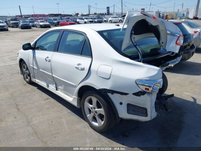 Photo 2 VIN: 2T1BU4EE0BC711392 - TOYOTA COROLLA 