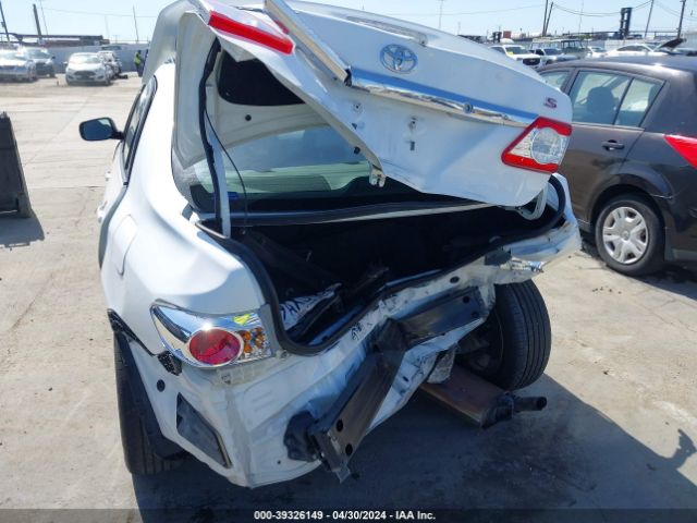 Photo 5 VIN: 2T1BU4EE0BC711392 - TOYOTA COROLLA 