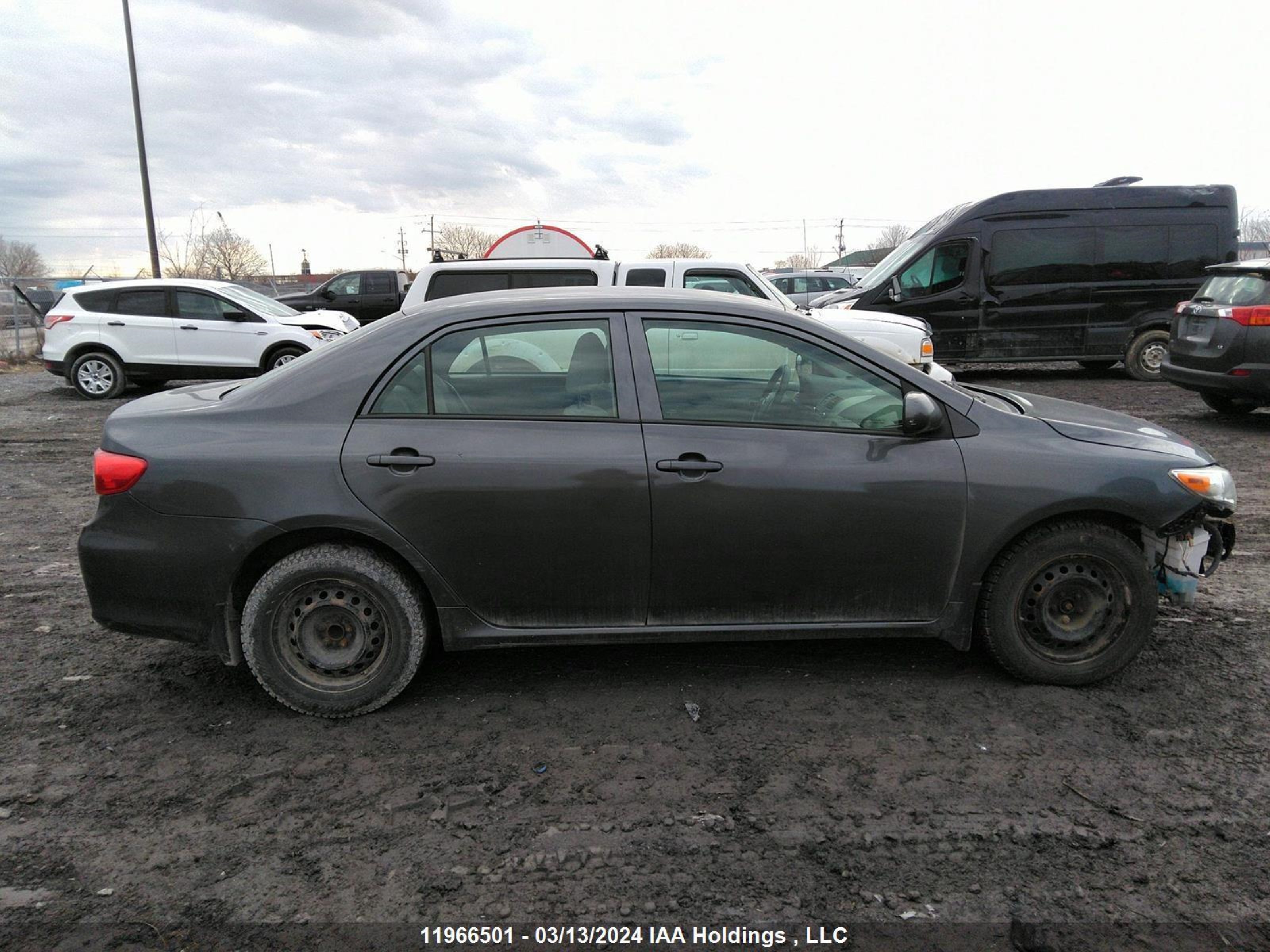 Photo 13 VIN: 2T1BU4EE0BC742822 - TOYOTA COROLLA 