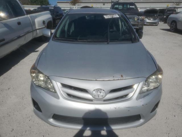 Photo 4 VIN: 2T1BU4EE0BC747826 - TOYOTA COROLLA 