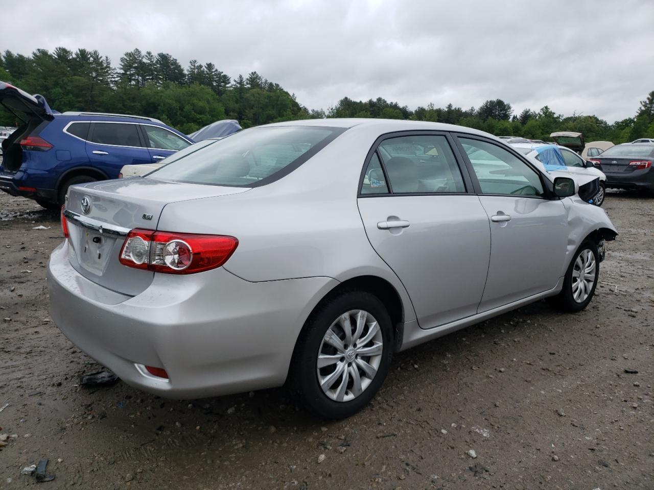 Photo 2 VIN: 2T1BU4EE0CC776471 - TOYOTA COROLLA 