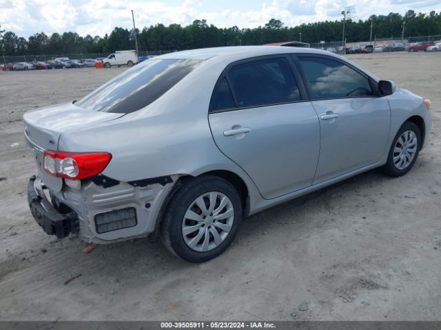 Photo 3 VIN: 2T1BU4EE0CC784036 - TOYOTA COROLLA 