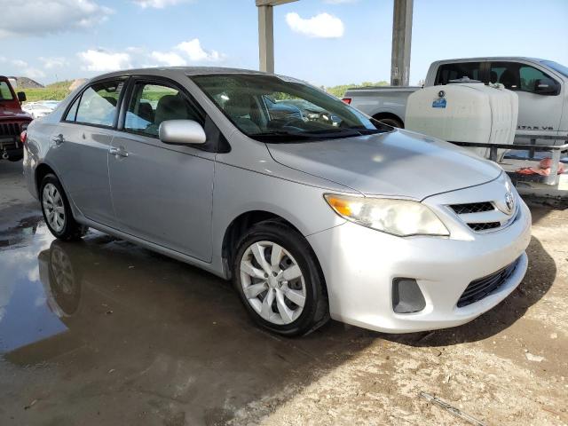 Photo 3 VIN: 2T1BU4EE0CC828889 - TOYOTA COROLLA 