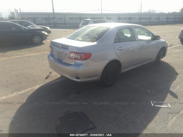 Photo 3 VIN: 2T1BU4EE0CC879423 - TOYOTA COROLLA 