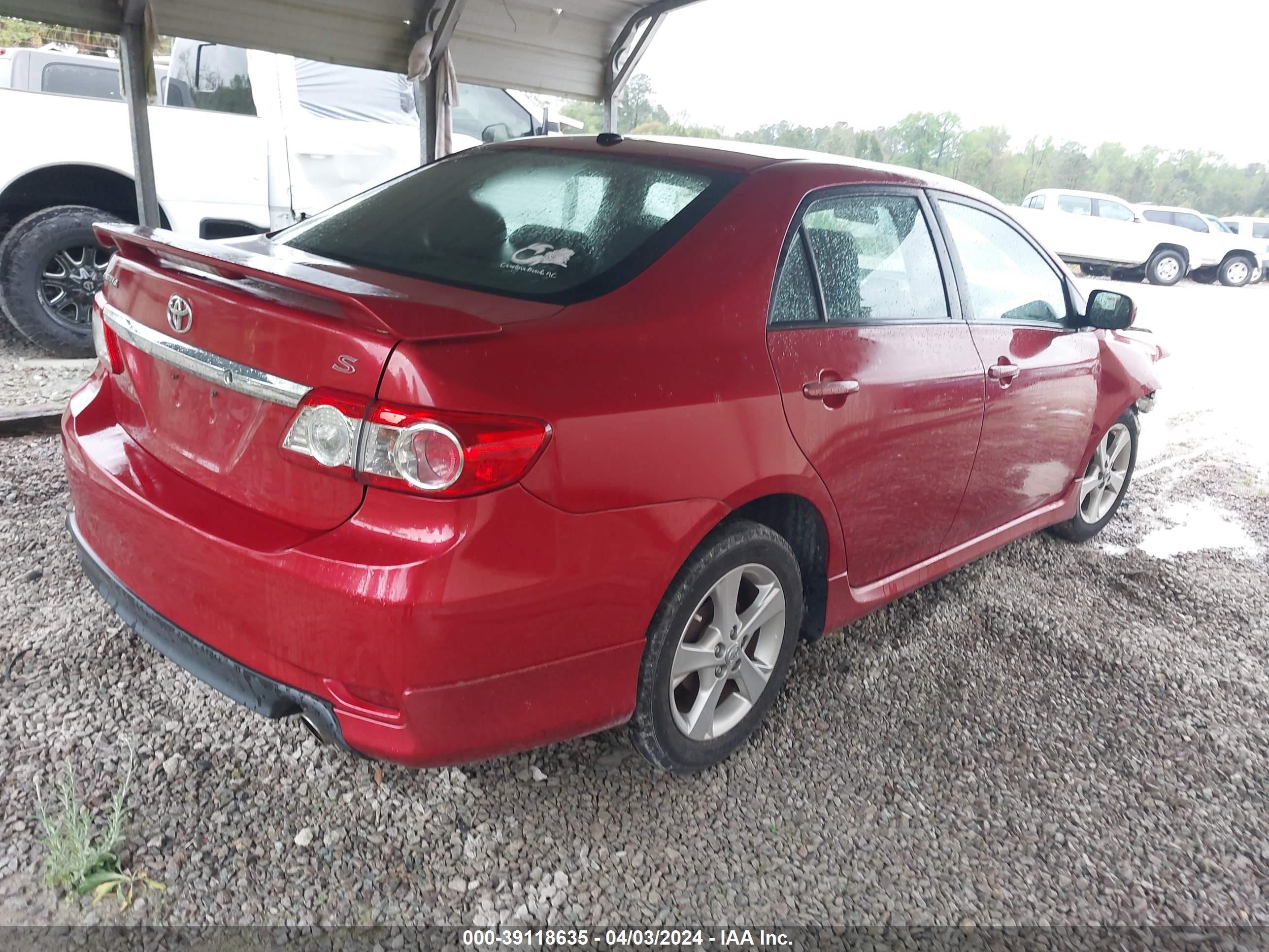 Photo 3 VIN: 2T1BU4EE0CC881429 - TOYOTA COROLLA 