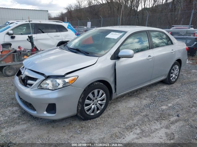 Photo 1 VIN: 2T1BU4EE0DC049512 - TOYOTA COROLLA 