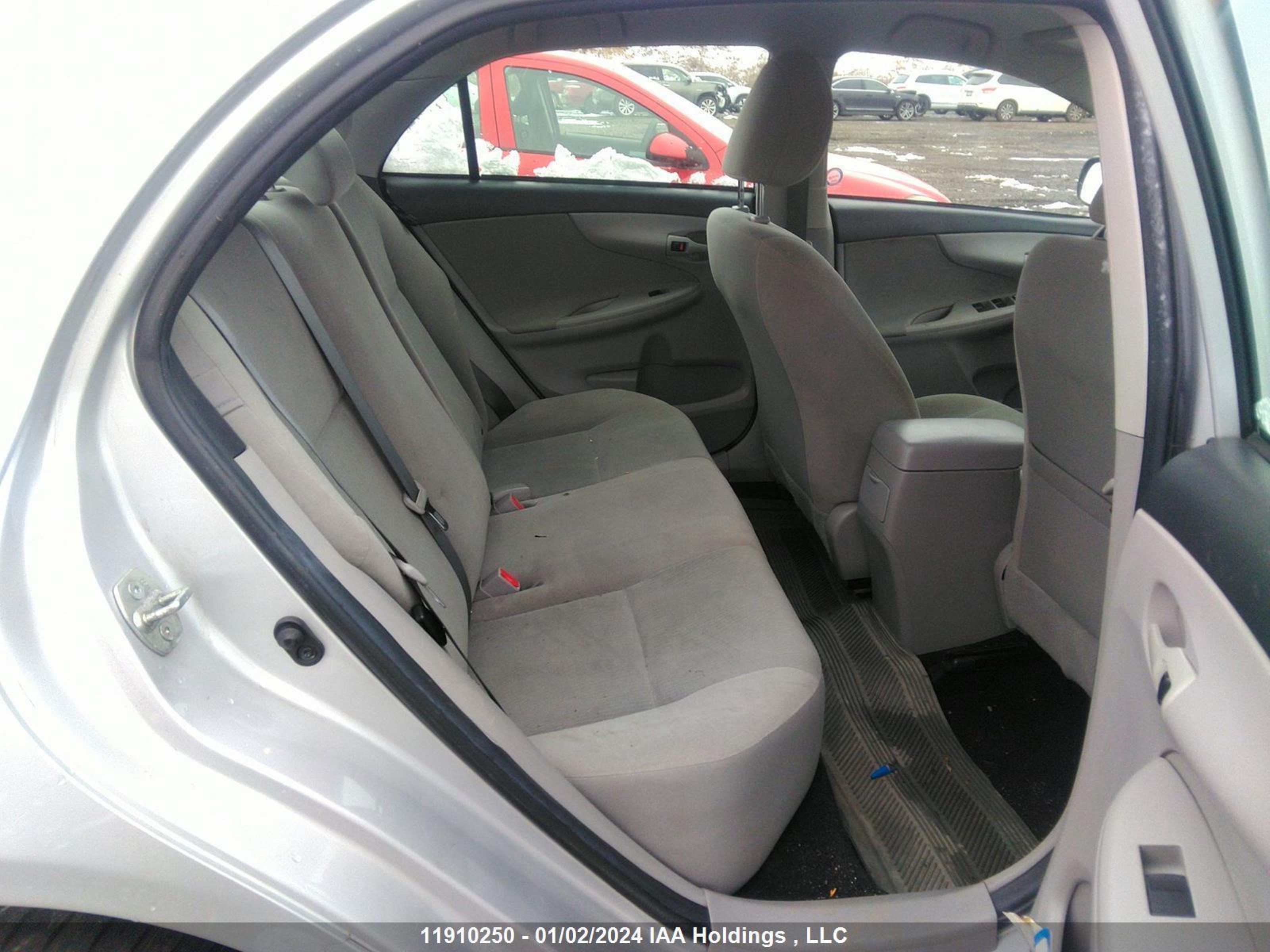 Photo 7 VIN: 2T1BU4EE0DC050076 - TOYOTA COROLLA 