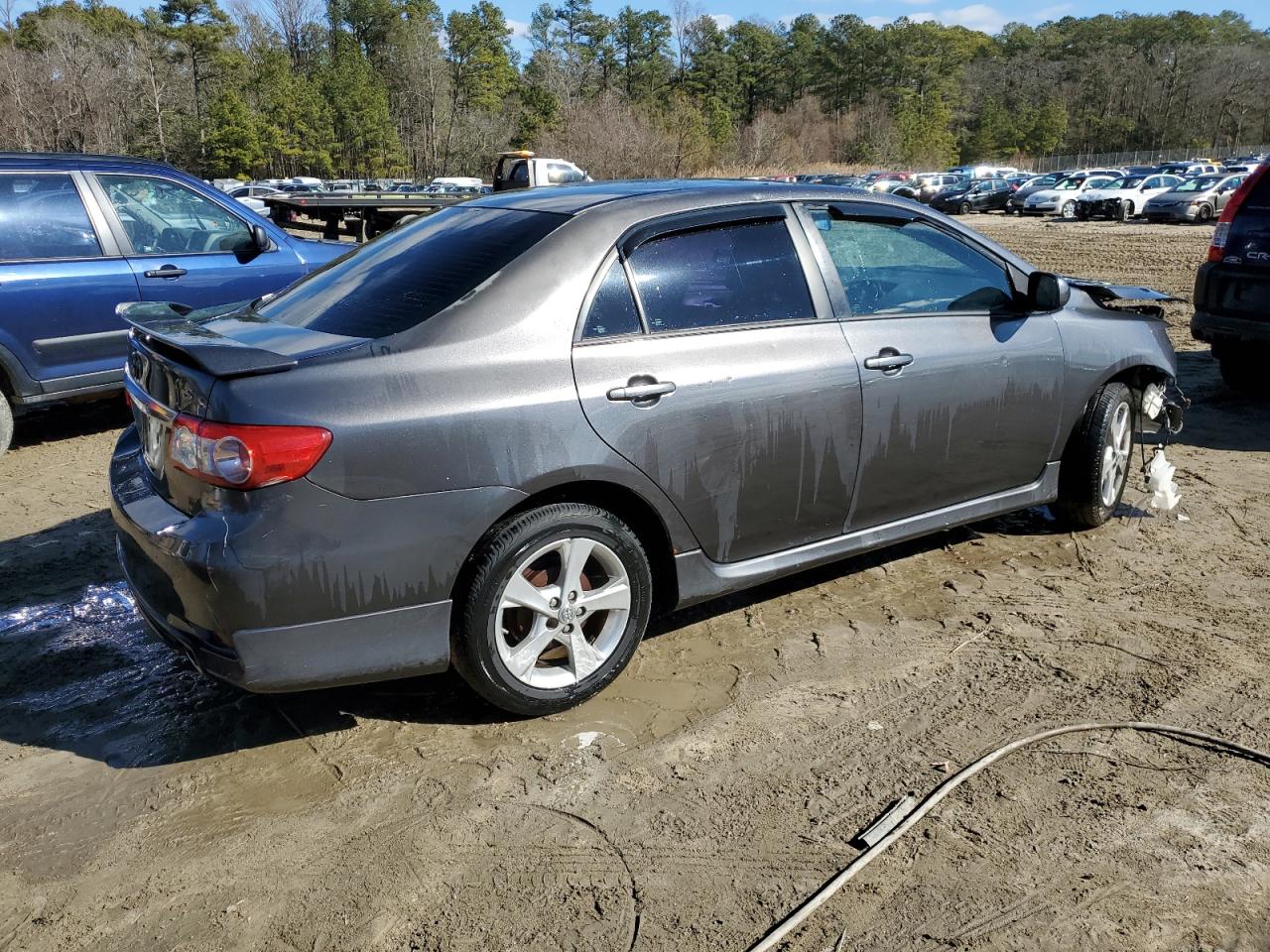 Photo 2 VIN: 2T1BU4EE0DC056041 - TOYOTA COROLLA 