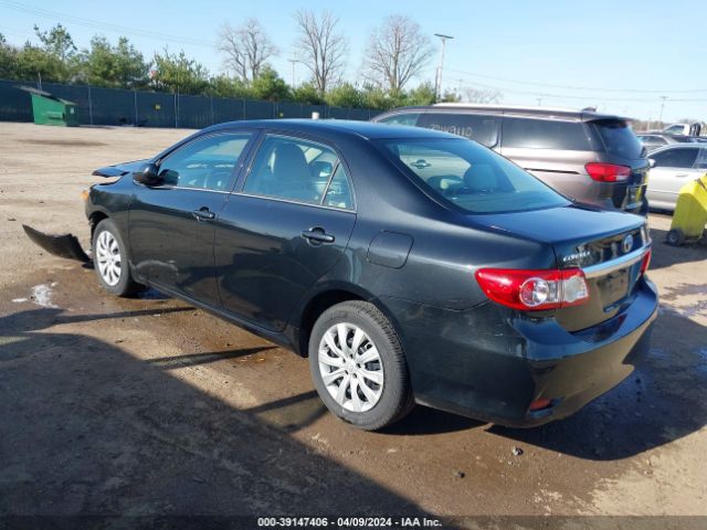 Photo 2 VIN: 2T1BU4EE0DC069890 - TOYOTA COROLLA 