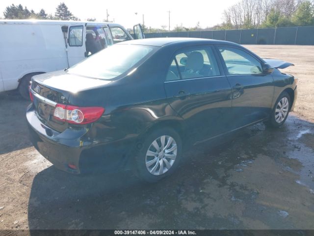 Photo 3 VIN: 2T1BU4EE0DC069890 - TOYOTA COROLLA 