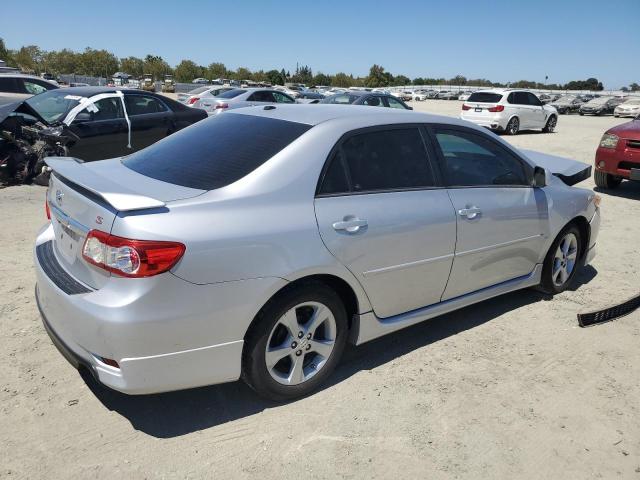 Photo 2 VIN: 2T1BU4EE0DC950007 - TOYOTA COROLLA BA 