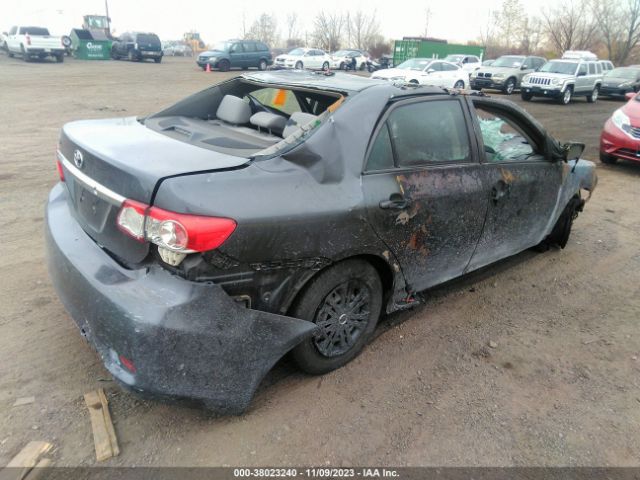 Photo 3 VIN: 2T1BU4EE0DC955367 - TOYOTA COROLLA 