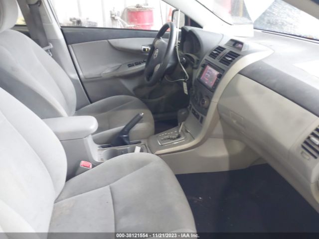 Photo 4 VIN: 2T1BU4EE0DC969351 - TOYOTA COROLLA 