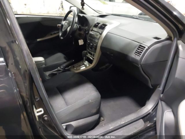 Photo 4 VIN: 2T1BU4EE1AC315549 - TOYOTA COROLLA 