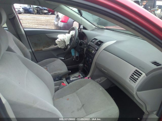 Photo 4 VIN: 2T1BU4EE1AC337213 - TOYOTA COROLLA 