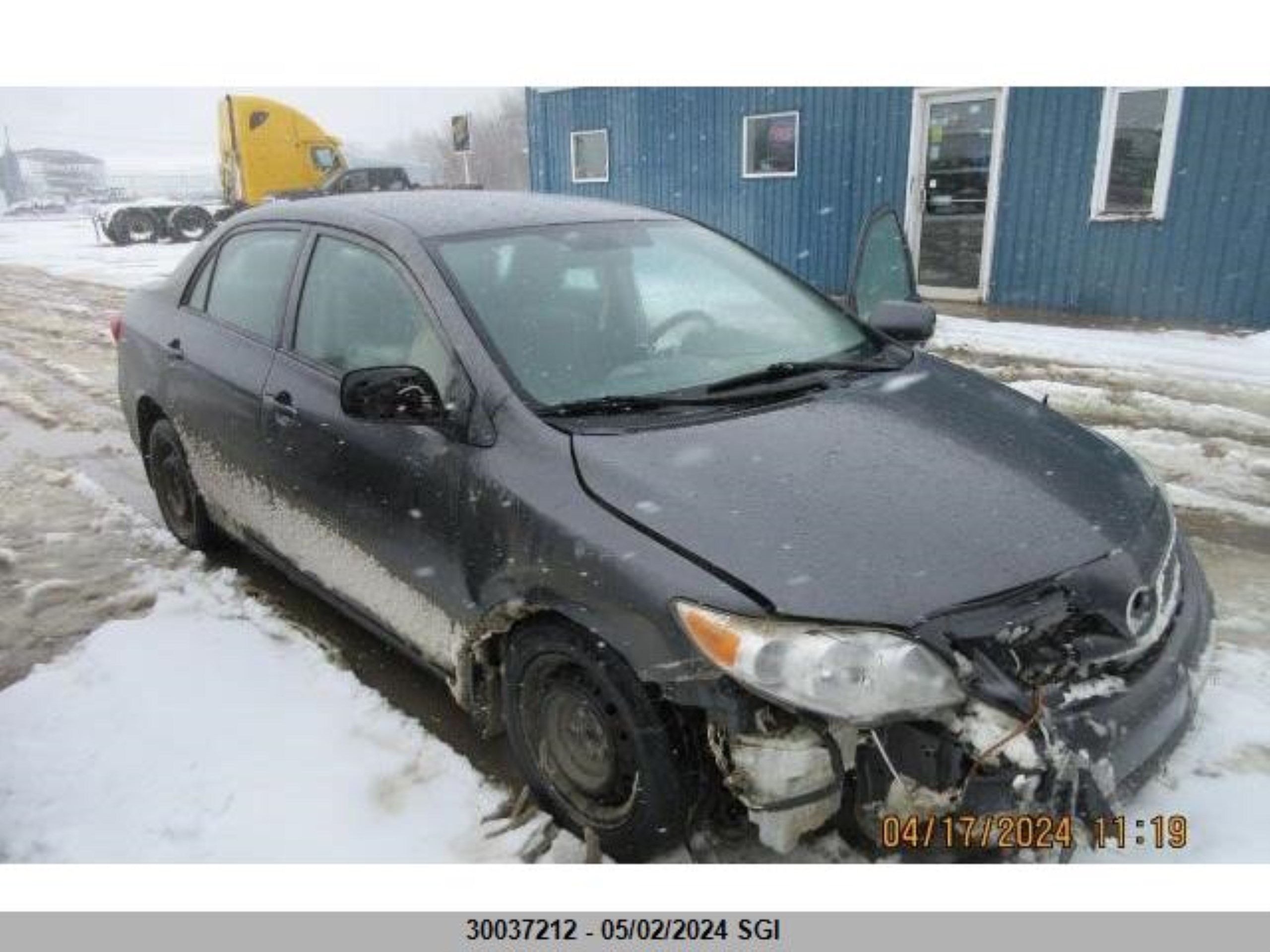 Photo 0 VIN: 2T1BU4EE1BC556402 - TOYOTA COROLLA 