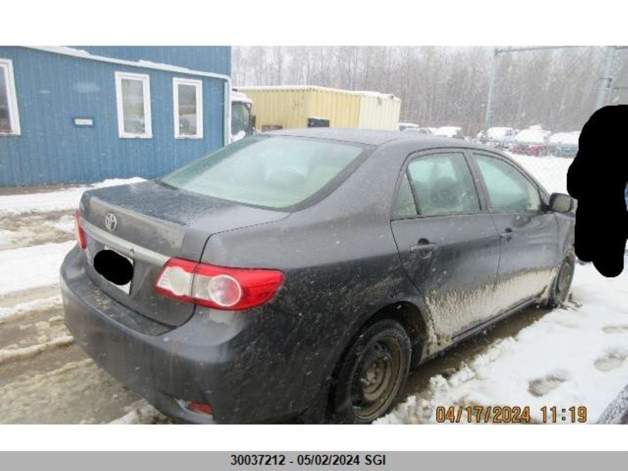 Photo 2 VIN: 2T1BU4EE1BC556402 - TOYOTA COROLLA 