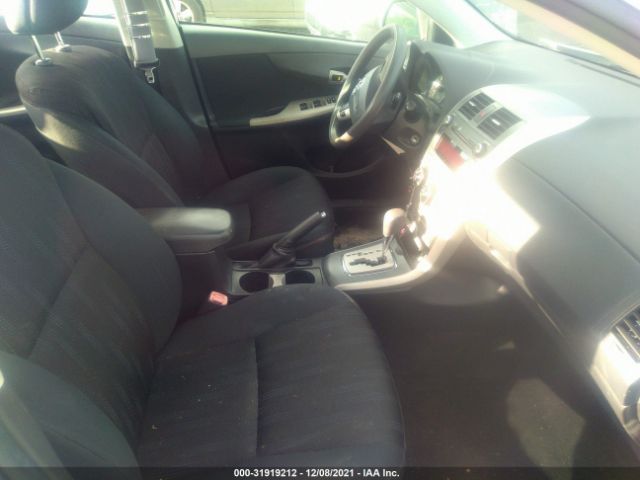 Photo 4 VIN: 2T1BU4EE1BC567299 - TOYOTA COROLLA 