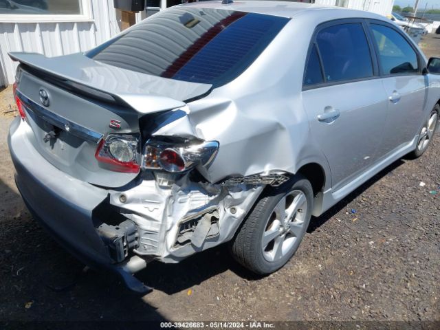 Photo 5 VIN: 2T1BU4EE1BC581848 - TOYOTA COROLLA 